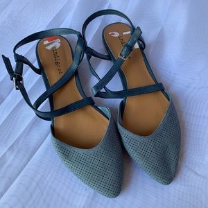 Indigo rd women’s blue sandals Size 6